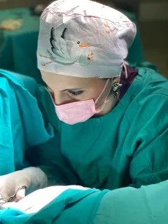 Op. Dr. Hülya Toklucu profilinde yer alan galeri fotoğrafı.