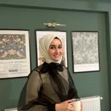 Dyt. Bahar Kuşaslan — Diyetisyen. Portre fotoğrafı.