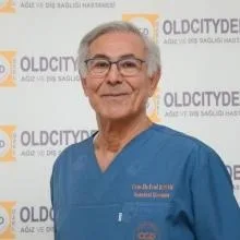 Uzm. Dr. Erol Kıyak — Anesteziyoloji Ve Reanimasyon. Portre fotoğrafı.