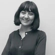 Kl. Psk. Esra Ceco — Psikoloji, İstanbul. Portre fotoğrafı.