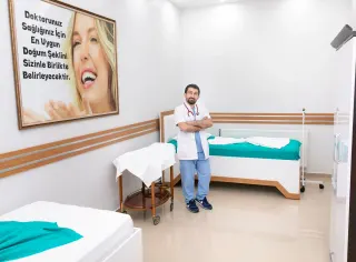 Uzm. Dr. Adem Canan profilinde yer alan galeri fotoğrafı.