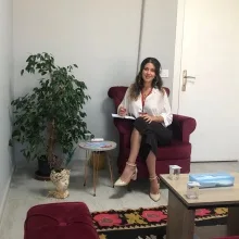 Kl. Psk. Zeynep Usanmaz — Psikoloji, İzmit, Kocaeli. Portre fotoğrafı.