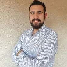 Kl. Psk. Emin Bayraktar — Psikoloji, Kadıköy, İstanbul. Portre fotoğrafı.