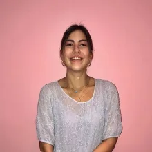 Dyt. Aslı Yüksel — Diyetisyen. Portre fotoğrafı.