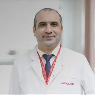 Uzm. Dr. Nurettin Ay — İç Hastalıkları, Seyhan, Adana. Portre fotoğrafı.