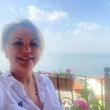 Psk. Ayşin Akdağ — Psikoloji, Bartın. Portre fotoğrafı.