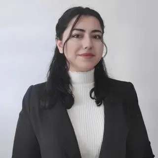 Psk. Zeynep Büşra Sözen — Psikoloji, Samsun. Portre fotoğrafı.