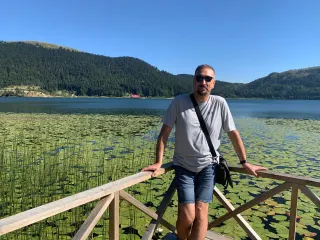 Prof. Dr. Hasan Berat Cihan profilinde yer alan galeri fotoğrafı.
