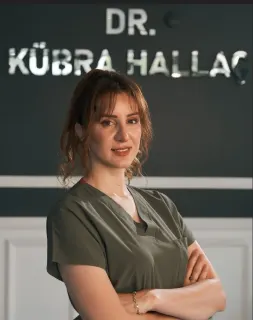 Dr. Kübra Hallaç profilinde yer alan galeri fotoğrafı.