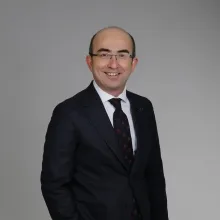 Prof. Dr. Ahmet Tuncay Turgut — Radyoloji, Ankara. Portre fotoğrafı.