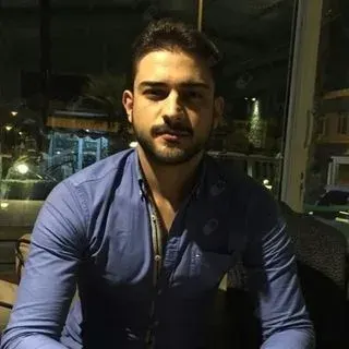 Dyt. Asaf Anıl Cengiz — Diyetisyen. Portre fotoğrafı.
