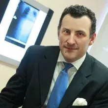Op. Dr. Cengiz Dibekoğlu — Genel Cerrahi, Şişli, İstanbul. Portre fotoğrafı.