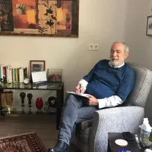 Uzm. Dr. Bülent Erdoğan — Psikiyatri, İstanbul. Portre fotoğrafı.