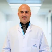 Op. Dr. Hakan Ekmekçi — Beyin Ve Sinir Cerrahisi, Gebze, Kocaeli. Portre fotoğrafı.