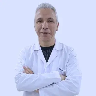 Op. Dr. Mahmut Kesenci — Genel Cerrahi, Batman. Portre fotoğrafı.