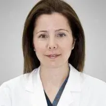 Dr. Dt. Zeynep Uçar Süsal — Ortodonti, İstanbul. Portre fotoğrafı.