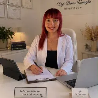 Dyt. Berra Karagöz — Diyetisyen, Denizli. Portre fotoğrafı.