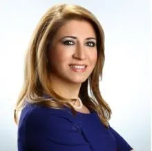 Uzm. Dr. Pınar Arat — Dermatoloji, İstanbul. Portre fotoğrafı.