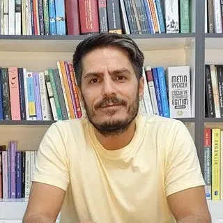 Psk. Murat Burtakuçin — Psikoloji, Diyarbakır. Portre fotoğrafı.