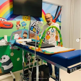 Op. Dr. Turab Ulaşoğlu profilinde yer alan galeri fotoğrafı.