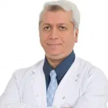 Uzm. Dr. Murat Emin Güveli — İstanbul. Portre fotoğrafı.