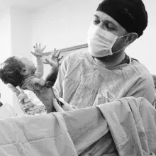 Op. Dr. Onur Özdenoğlu — Kadın Hastalıkları Ve Doğum, Bursa. Portre fotoğrafı.
