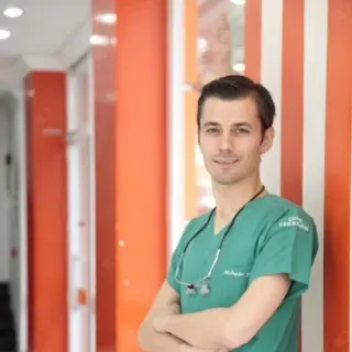 Uzm. Dr. Özgür Gözlüklü profilinde yer alan galeri fotoğrafı.