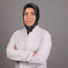 Op. Dr. Emine Çelik — Kadın Hastalıkları Ve Doğum, Şanlıurfa. Portre fotoğrafı.