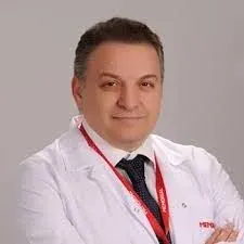 Prof. Dr. Mahmut Akyüz profilinde yer alan galeri fotoğrafı.