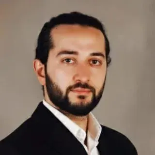 Psk. Gökhan Seyhan — Psikoloji, İzmir. Portre fotoğrafı.