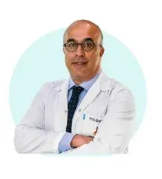 Doç. Dr. Öztuğ Adsan profilinde yer alan galeri fotoğrafı.