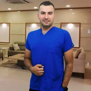 Op. Dr. Hasan Burak Rastgeldi — Kadın Hastalıkları Ve Doğum. Portre fotoğrafı.