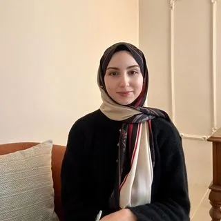 Kl. Psk. Merve Köse — Psikoloji, Osmangazi, Bursa. Portre fotoğrafı.