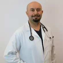 Uzm. Dr. Özgür Aslan — Bolu. Portre fotoğrafı.