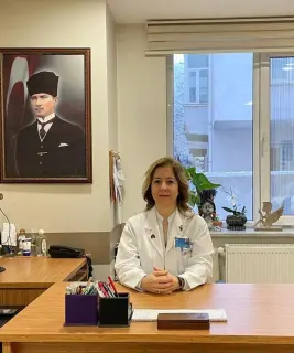 Prof. Dr. Şerife Savaş Bozbaş profilinde yer alan galeri fotoğrafı.