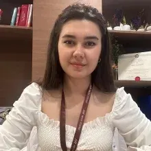 Dyt. Nazlıcan İbuk — Diyetisyen, Başiskele, Kocaeli. Portre fotoğrafı.