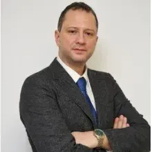 Doç. Dr. Ali Baran Budak — Kalp Ve Damar Cerrahisi, Beşiktaş, İstanbul. Portre fotoğrafı.
