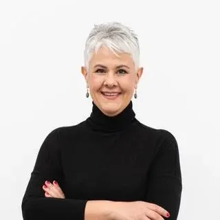 Uzm. Dr. Banu Taşcı Fresko — Nöroloji, İstanbul. Portre fotoğrafı.