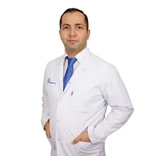 Dr. Yasin Özdemir — Pratisyen, Denizli. Portre fotoğrafı.