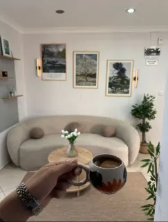 Dkt. İlayda Gültan profilinde yer alan galeri fotoğrafı.