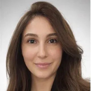 Uzm. Dt. Hatice Günnur Altunsayar — Ankara. Portre fotoğrafı.