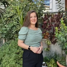 Psk. Ebru Şangül — Psikoloji, Adana. Portre fotoğrafı.