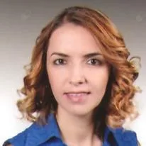 Uzm. Dyt. Emel Yılmaz — Diyetisyen, Bahçelievler, İstanbul. Portre fotoğrafı.