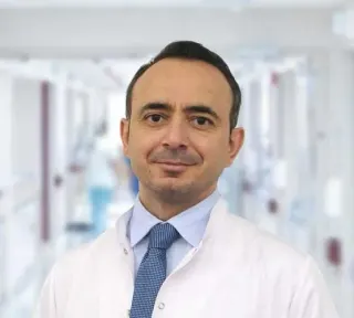 Op. Dr. Deniz Şimşek profilinde yer alan galeri fotoğrafı.
