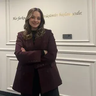 Kl. Psk. Elif Zeynep Erbir — Psikoloji, Sakarya. Portre fotoğrafı.