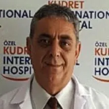 Prof. Dr. Ali Rıza Erbay — Kardiyoloji, Çankaya, Ankara. Portre fotoğrafı.