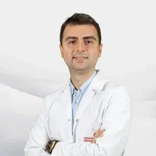 Dr. Öğr. Üyesi Mehmet Kaymakoğlu — Ortopedi Ve Travmatoloji, Karşıyaka, İzmir. Portre fotoğrafı.