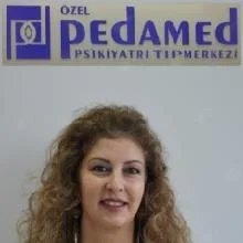 Psk. Mandis M. Deryani — Psikoloji, Bakırköy, İstanbul. Portre fotoğrafı.