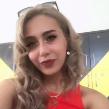 Psk. Dan. Yasemin Nur Yeşil — Psikolojik Danışma ve Rehberlik, Sivas. Portre fotoğrafı.