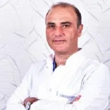 Op. Dr. Hakan Akçin — Kulak Burun Boğaz, Maltepe, İstanbul. Portre fotoğrafı.